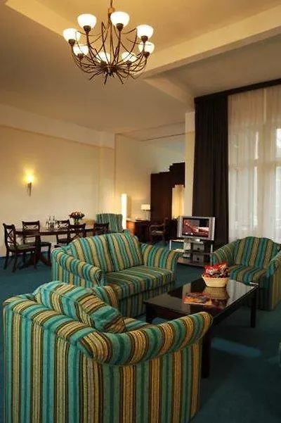 Villa Viktoria Düsseldorf Hotel