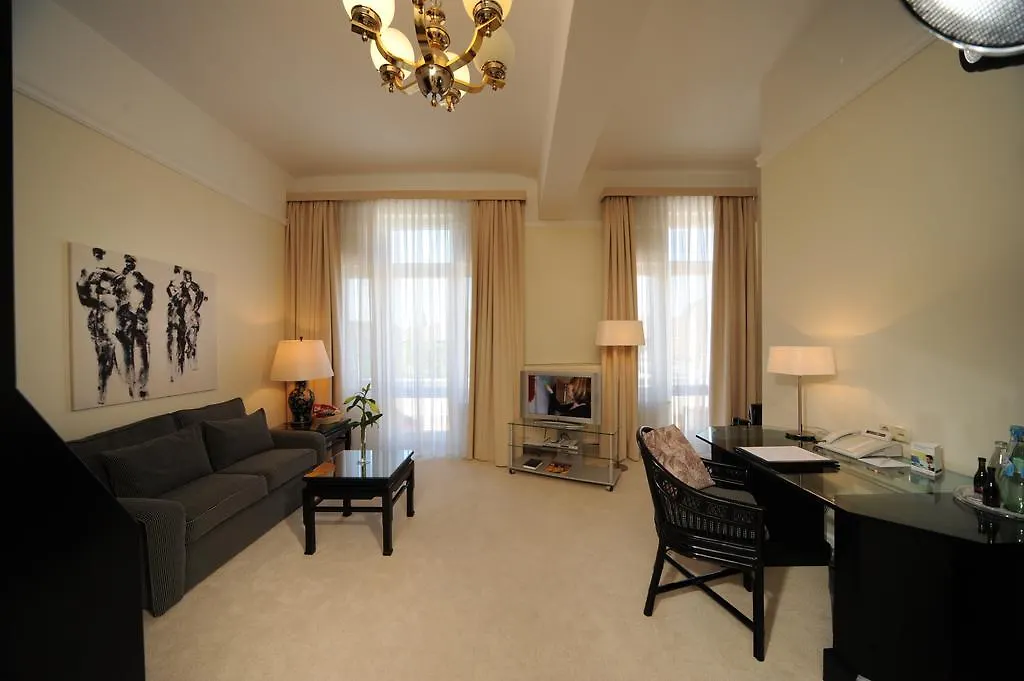 Villa Viktoria Düsseldorf 4*,  Deutschland