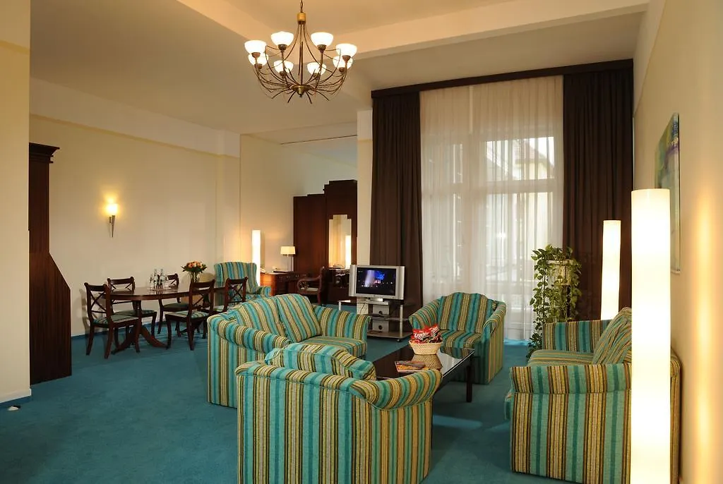 **** Hotel Villa Viktoria Dusseldorf Germany